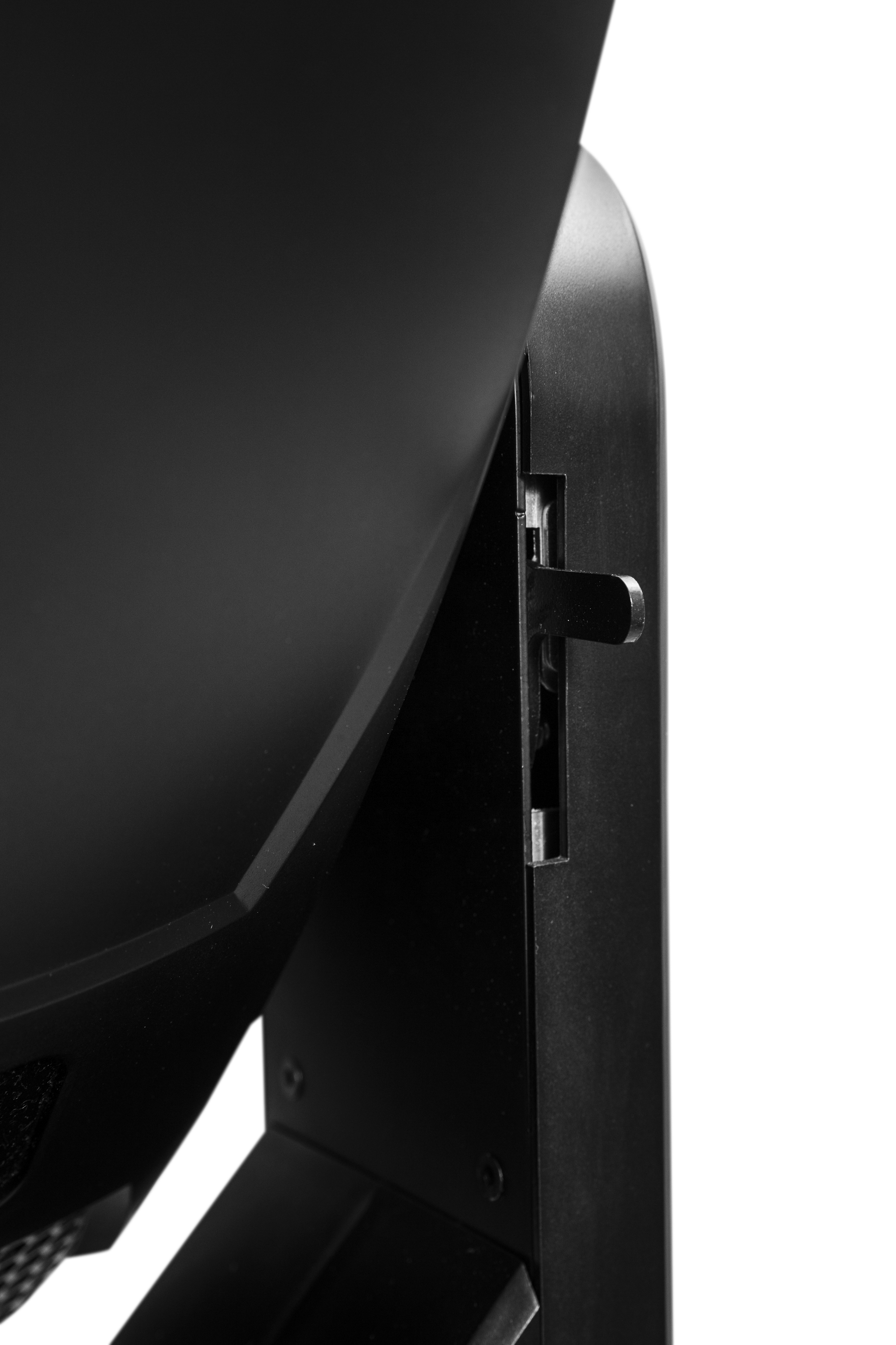 Lens lock